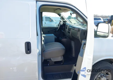 2022 Chevrolet Express Cargo Rwd 2500 Regular Wheelbase Wt из США, поврежденный, VIN 1GCWGAFP1N1260327